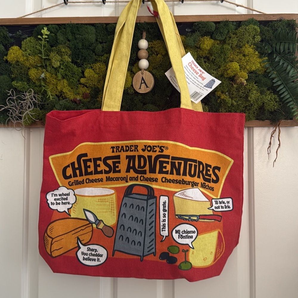 Trader Joes Cheese Canvas Bag 🧀 - Picture 3 of 9